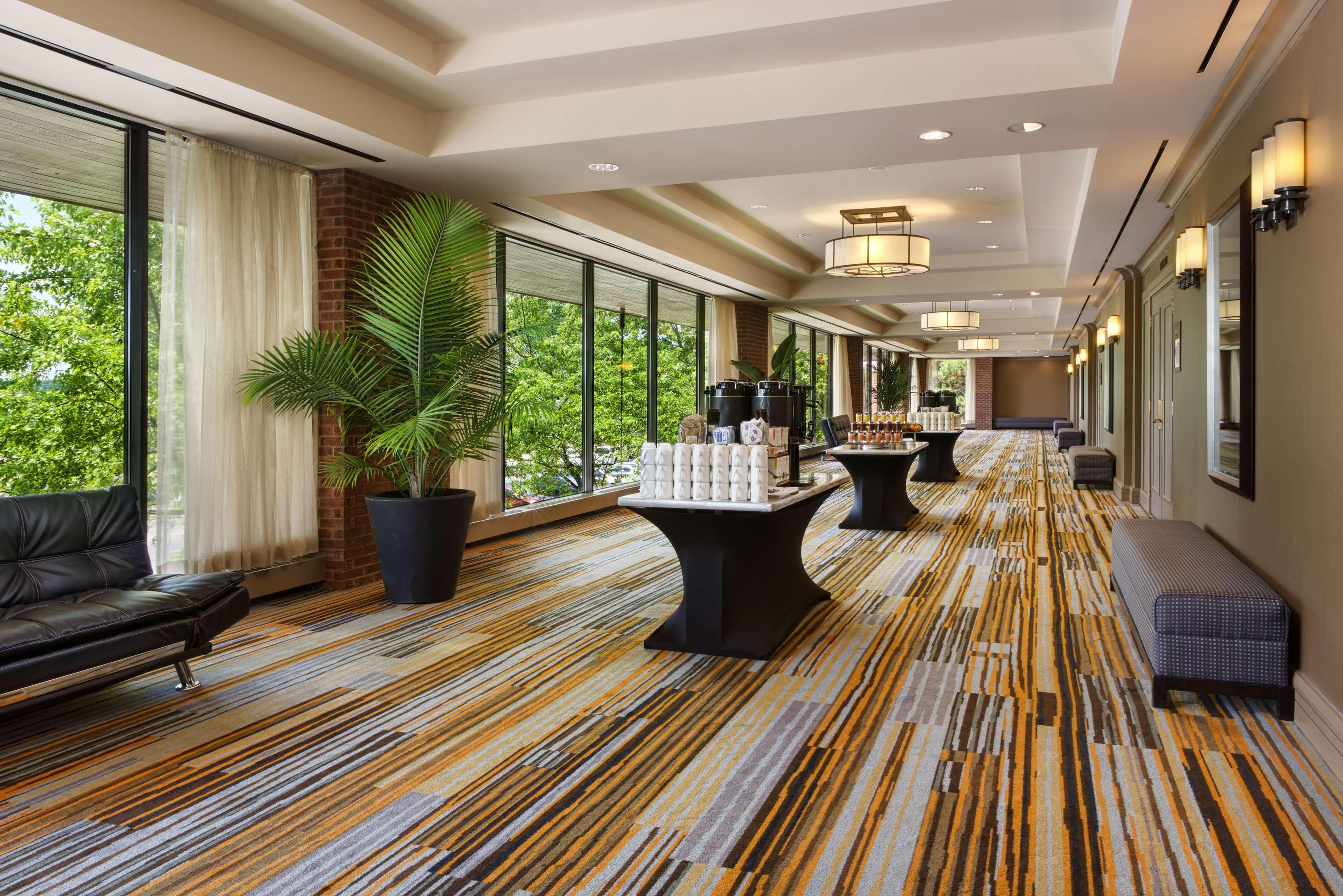 מלון Hilton Mississauga/Meadowvale מראה חיצוני תמונה