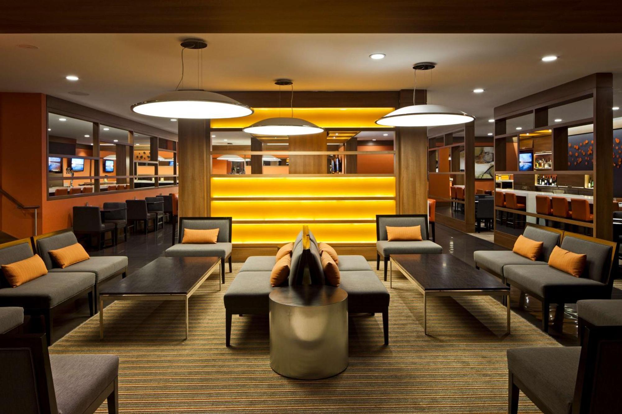 מלון Hilton Mississauga/Meadowvale מראה חיצוני תמונה