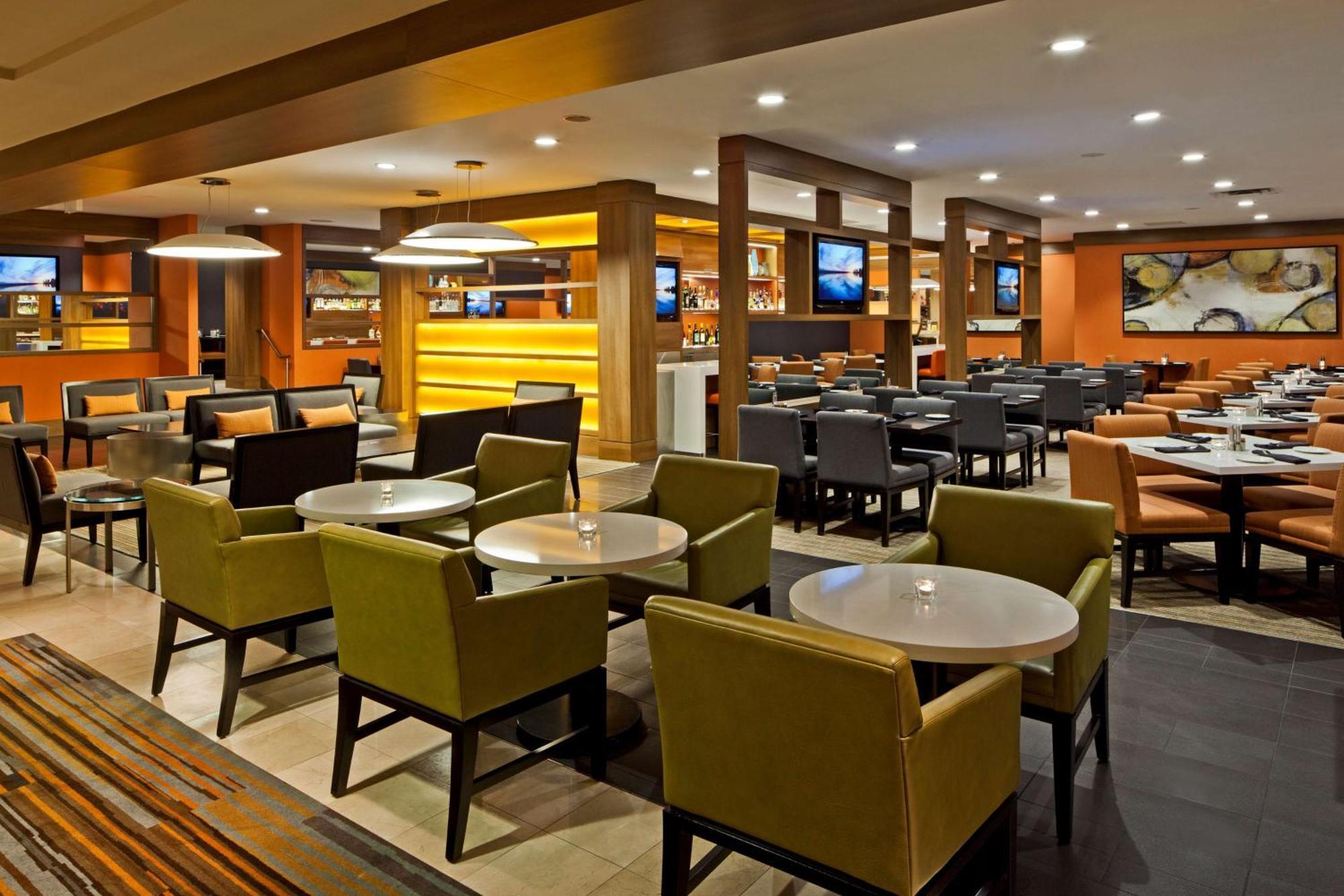 מלון Hilton Mississauga/Meadowvale מראה חיצוני תמונה