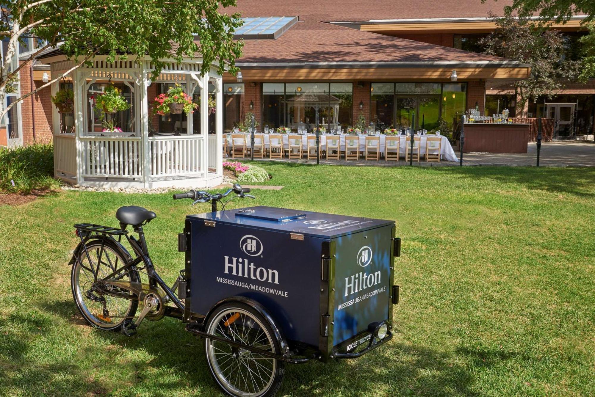 מלון Hilton Mississauga/Meadowvale מראה חיצוני תמונה